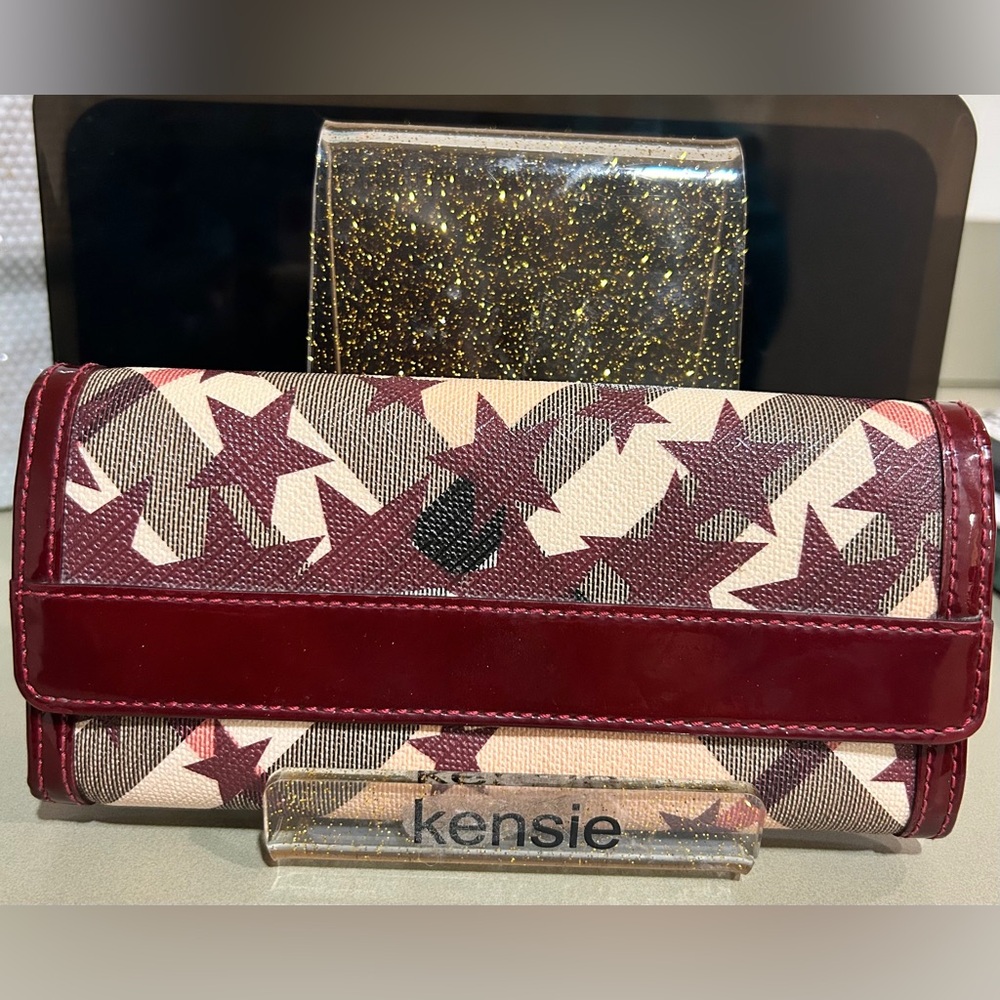Burberry Rare Super Nova Burgundy Wallet with snap closure